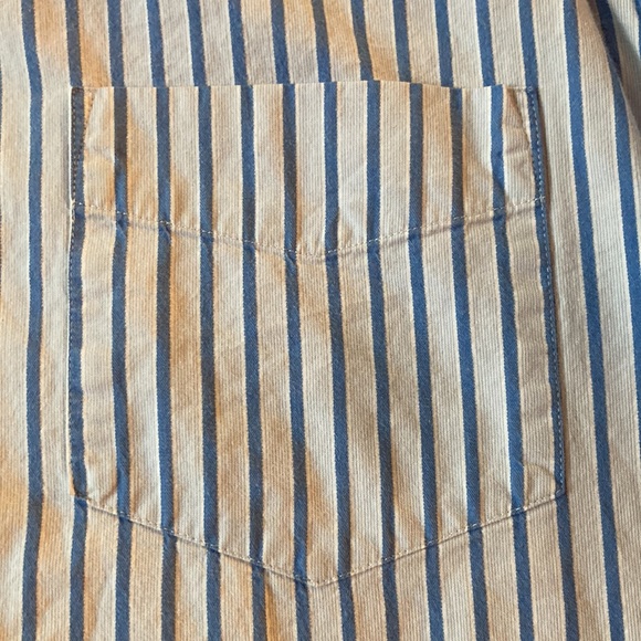 Steve & Barry's size Medium blue striped longlseeve button up shirt - Picture 4 of 6